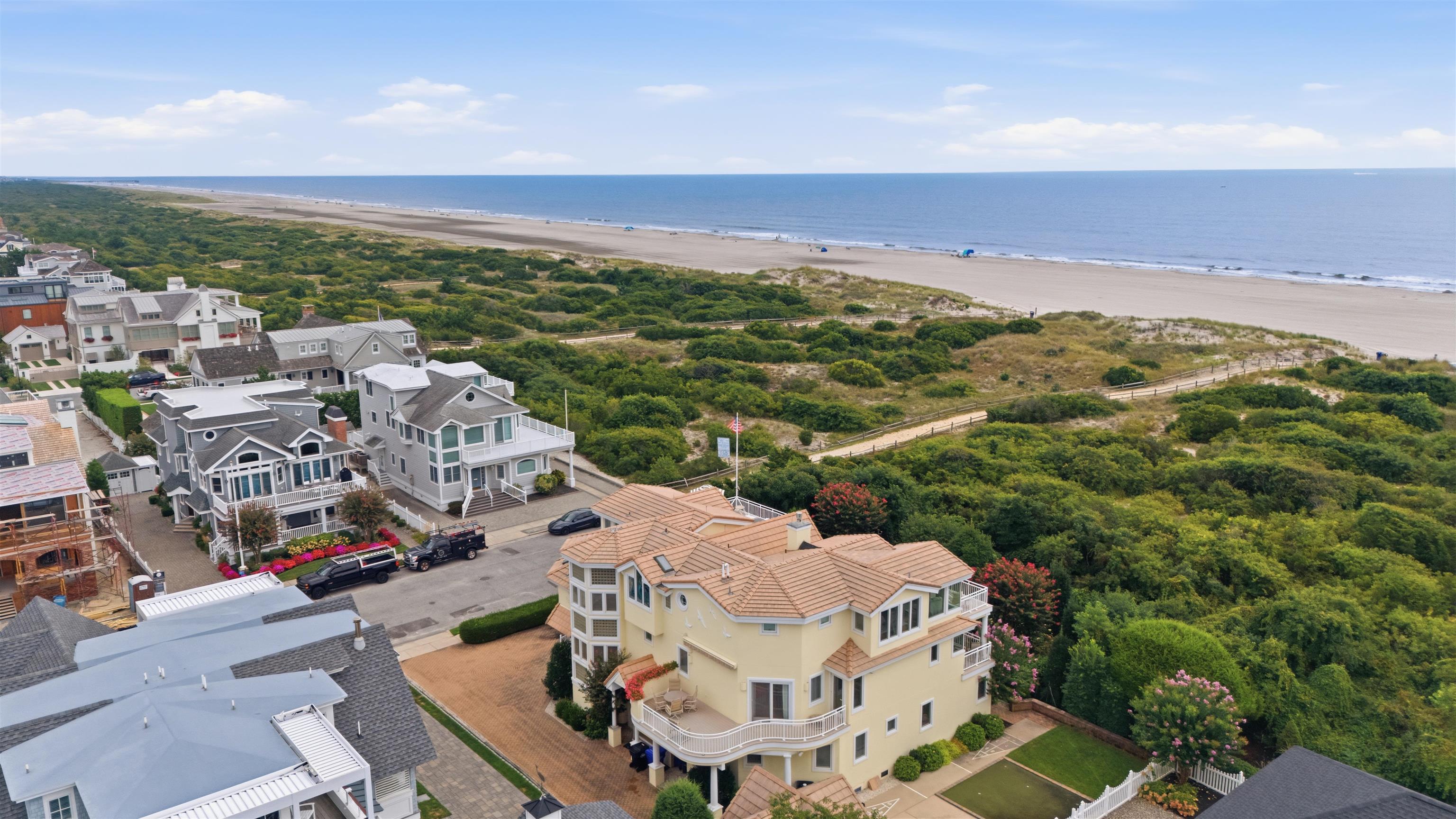 Home in Avalon, NJ 08202 — photo 2
