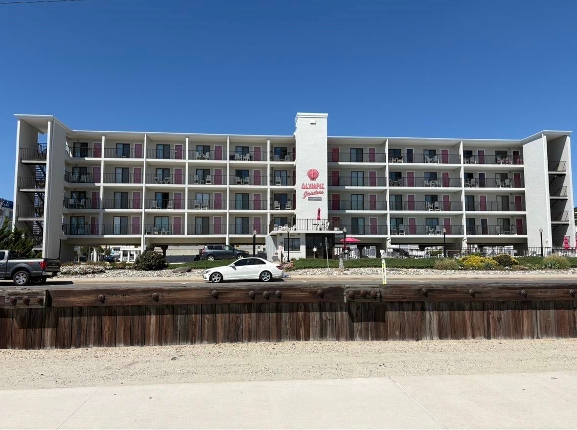 900 Kennedy Boulevard 501 — photo