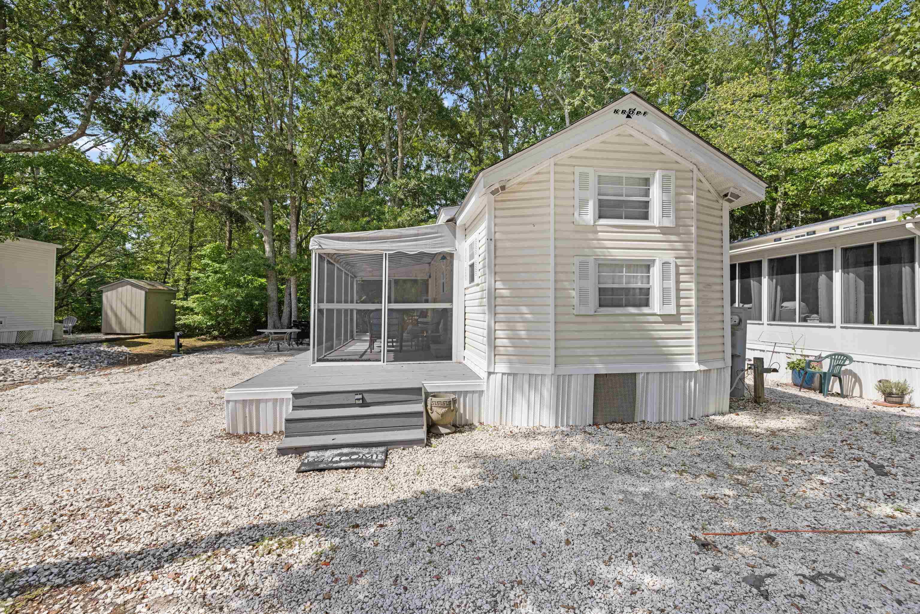 709 Route 9 — photo