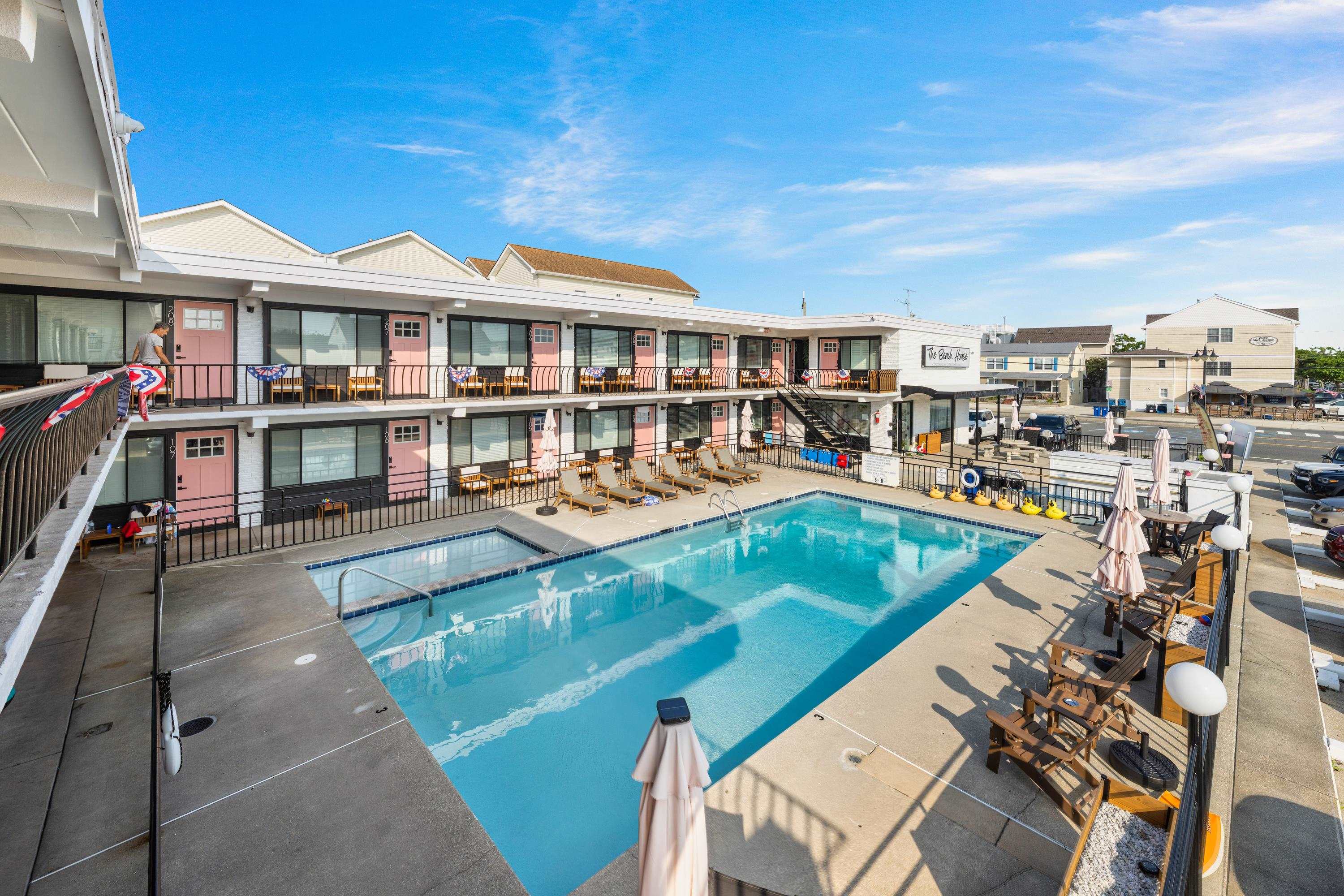 2101 Surf Avenue 202 — photo