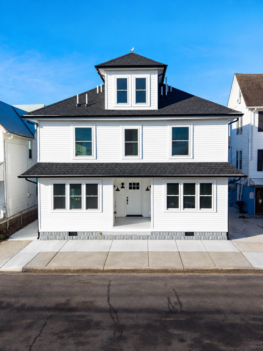 148 E Hildreth Avenue Unit 1 East — photo