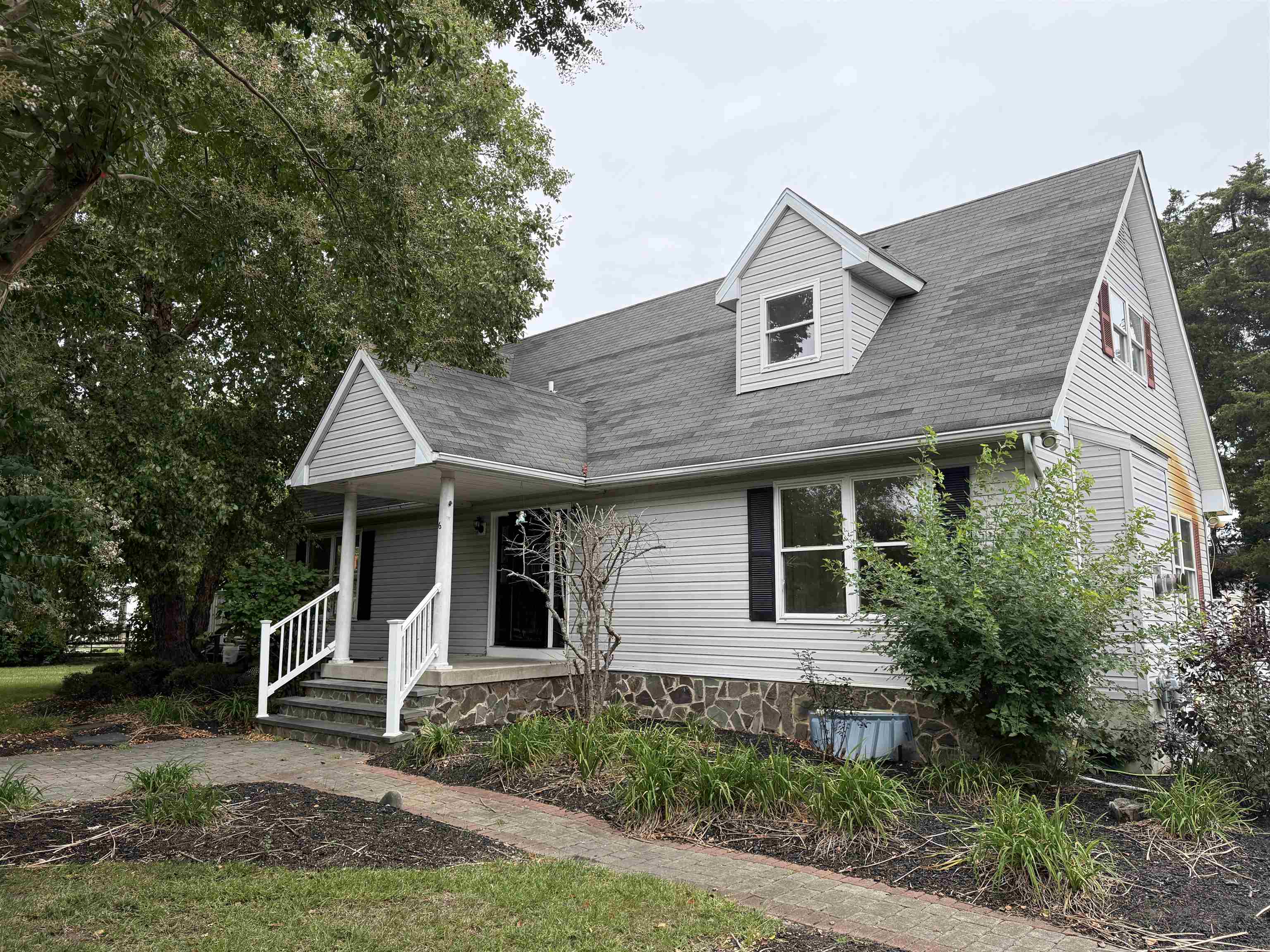 6 Bay Acres Drive — photo