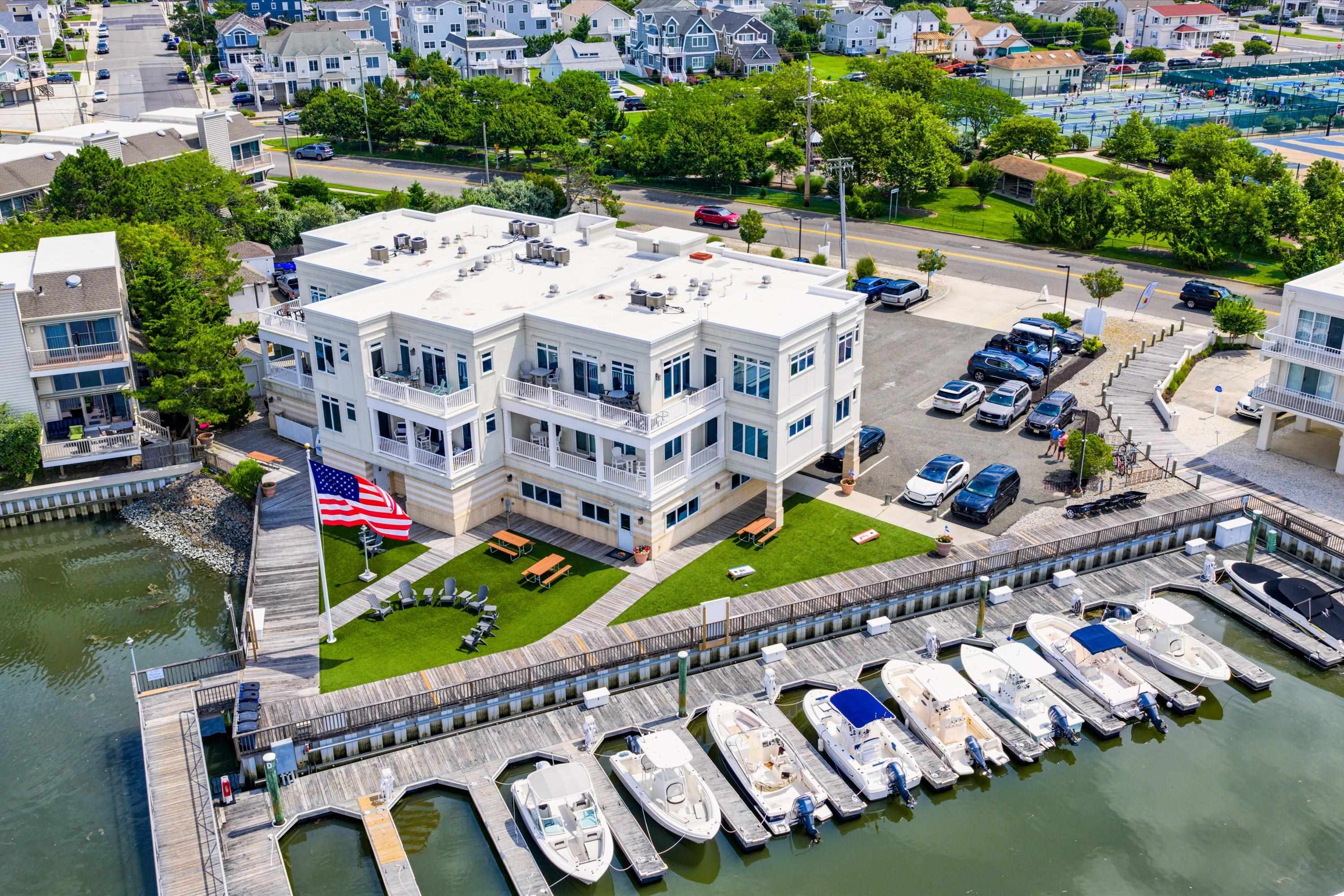 910 Ocean Drive — photo