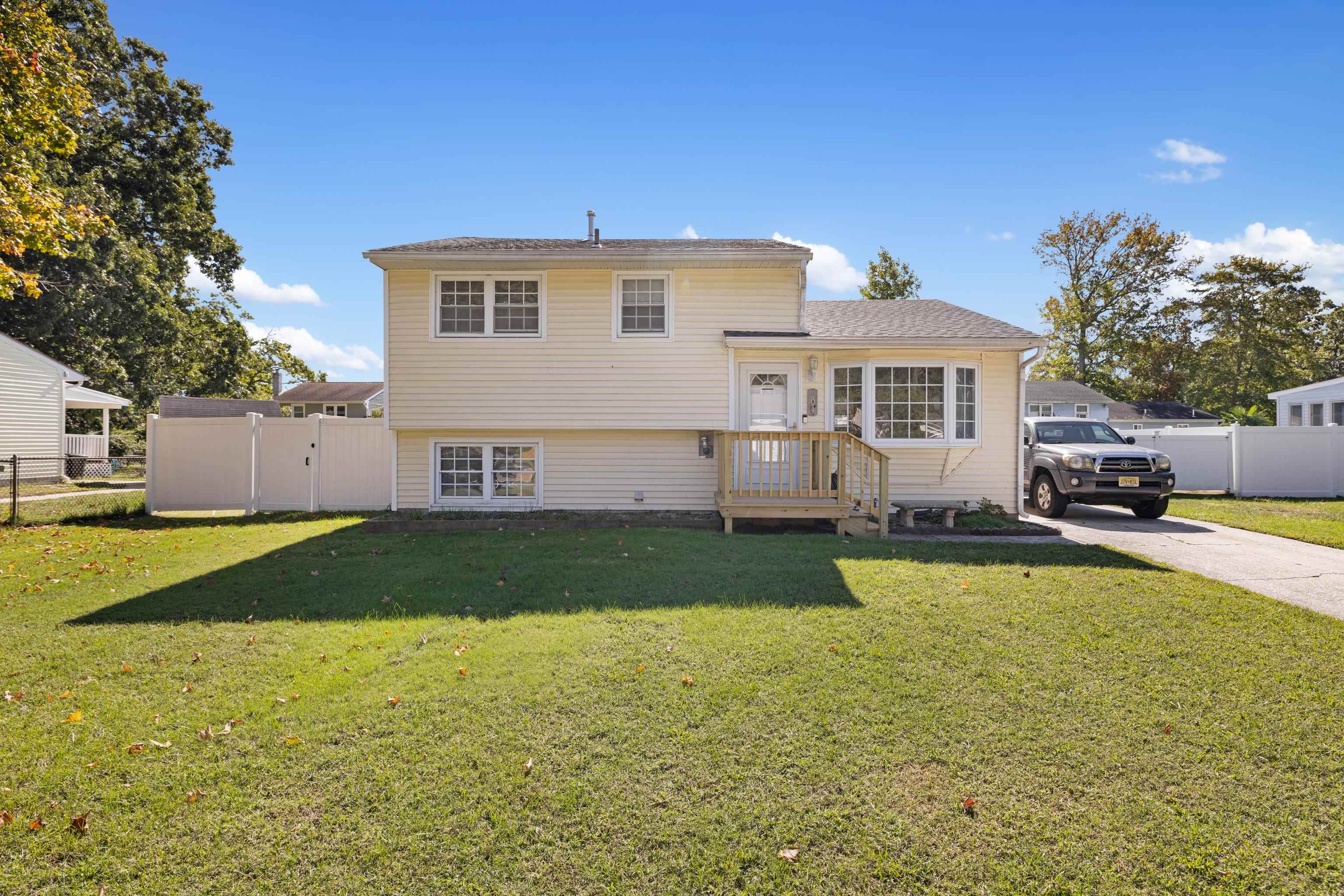 104 Apple Blossom Drive — photo