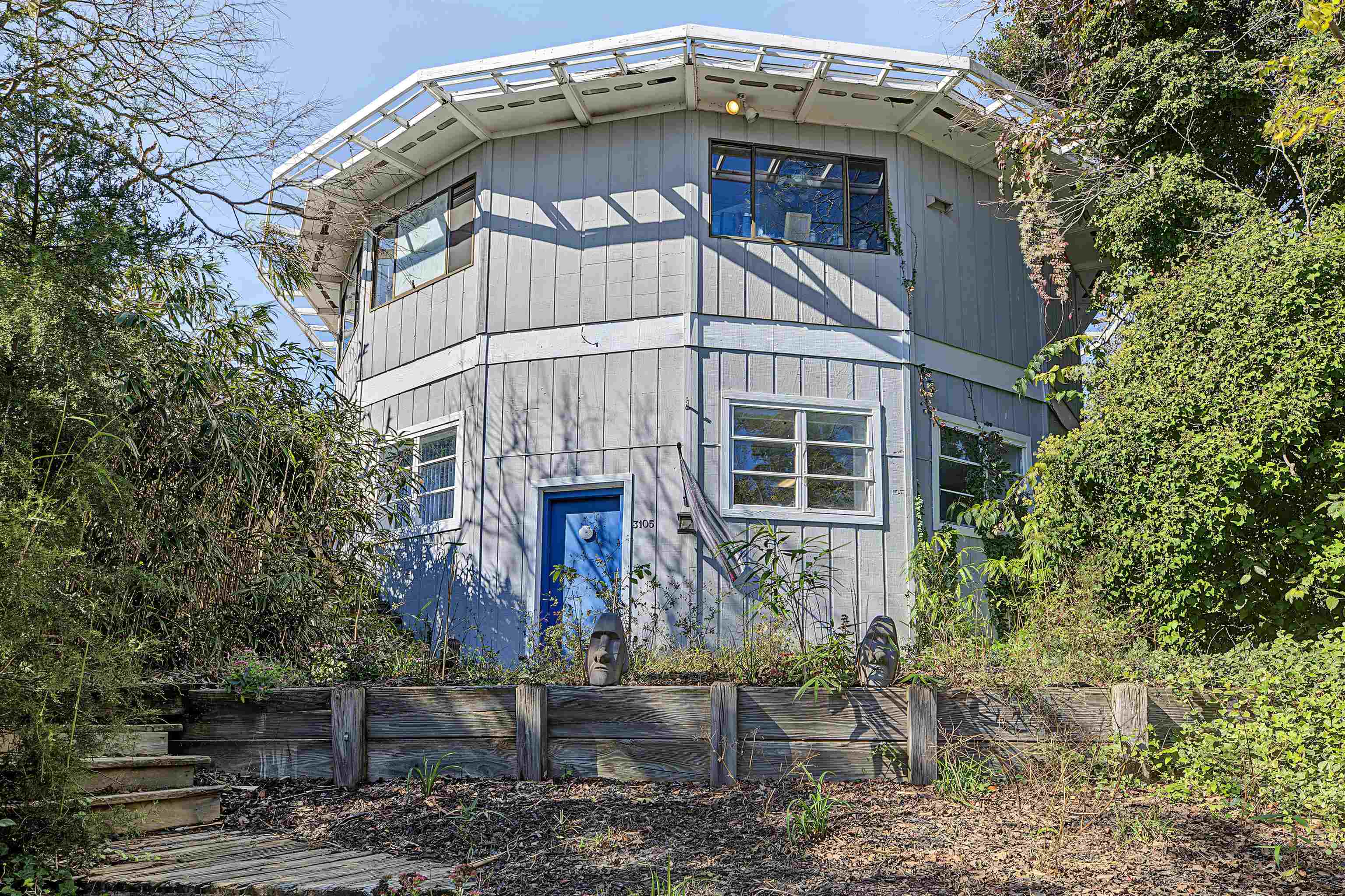 3105 Shore Drive — photo