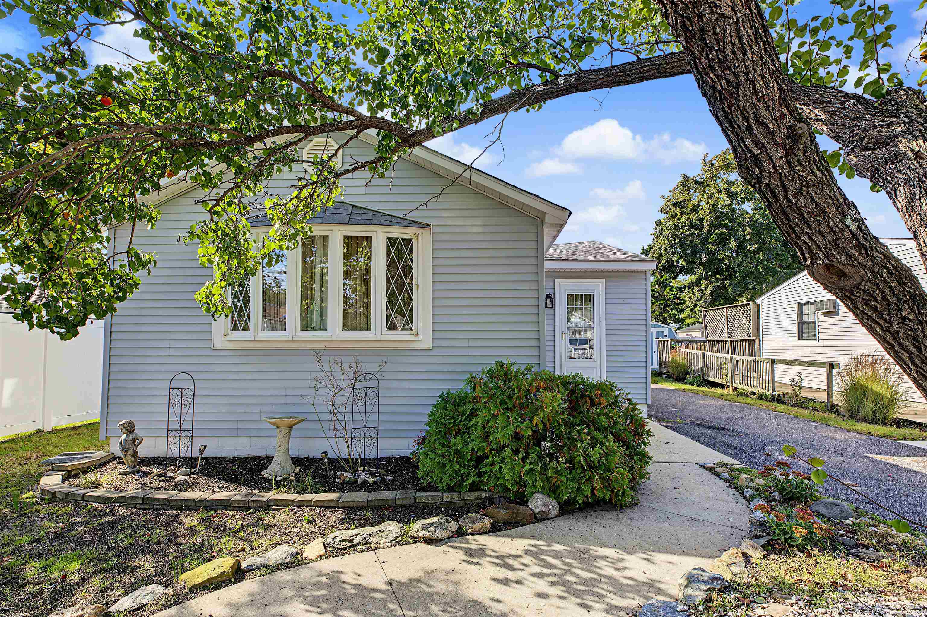 120 W Greenwood Avenue — photo