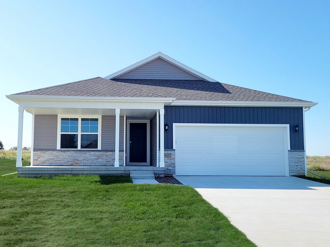 9303 Brighton Way SW — photo