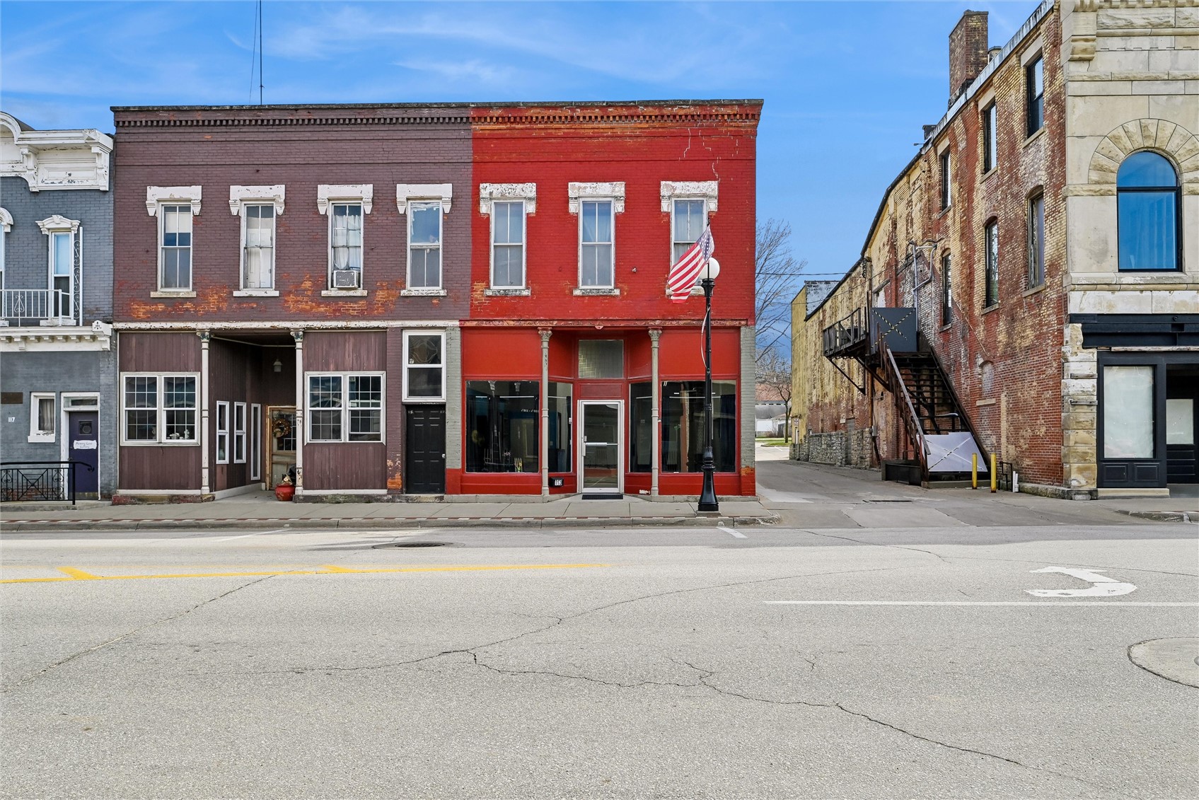 113 E Main Street — photo