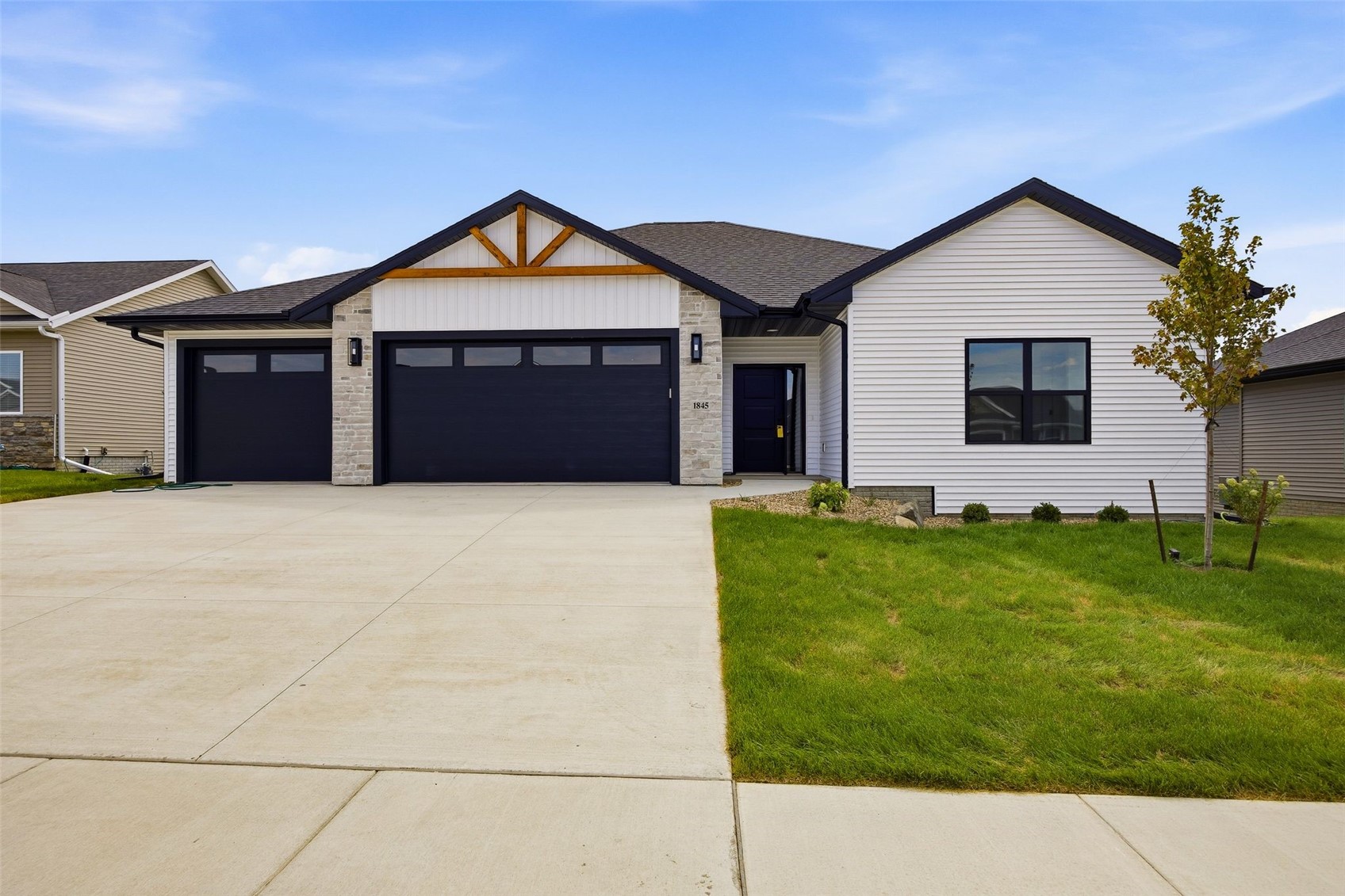 1845 Cottage Ridge Drive — photo