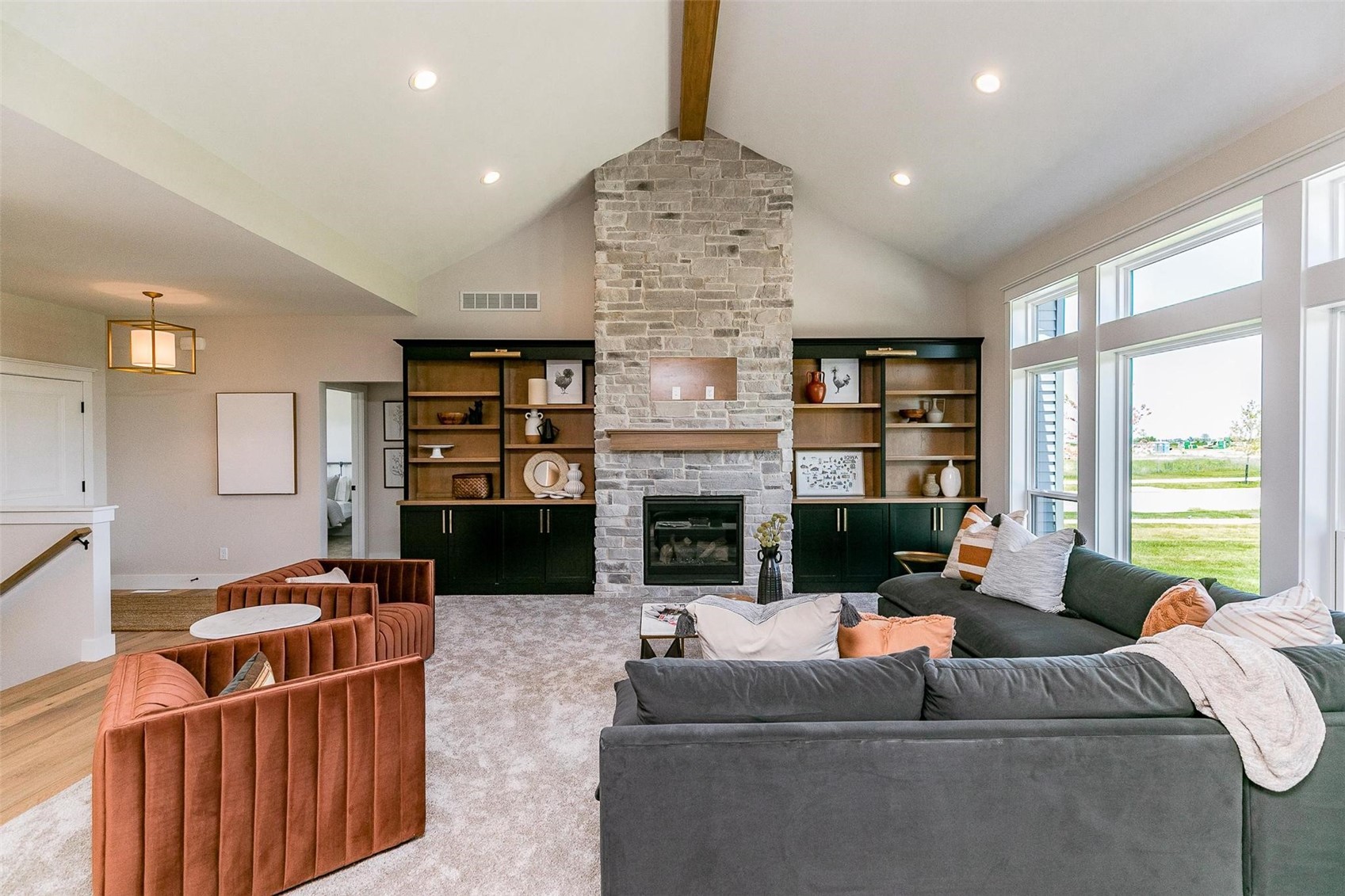 8750 Yeager Lane NE — photo