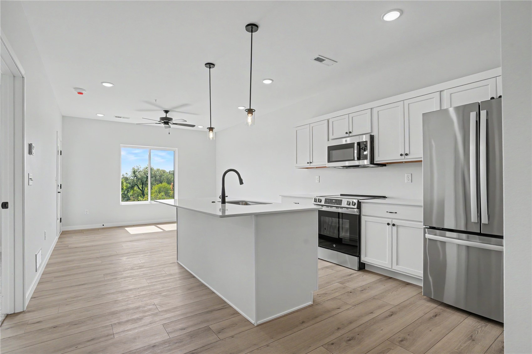 4428 Deer Creek Road 207 — photo