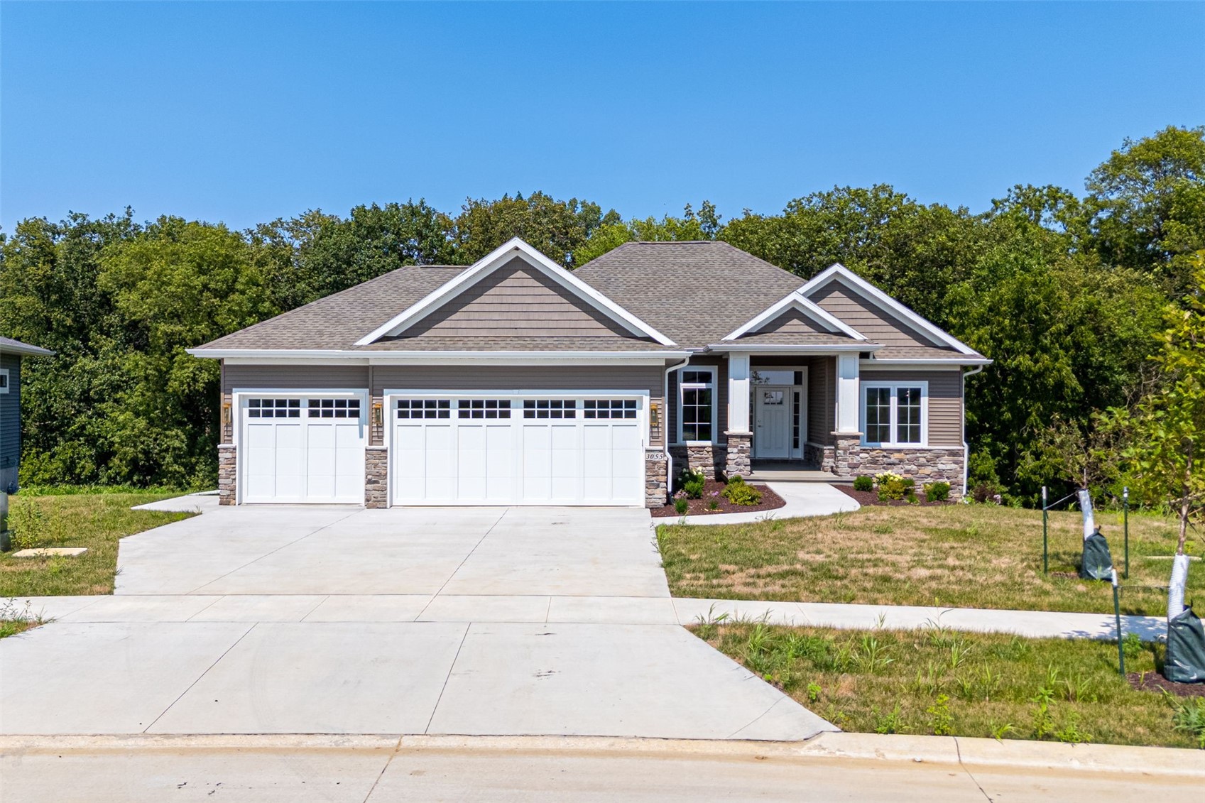 3055 Ridgeview Circle — photo
