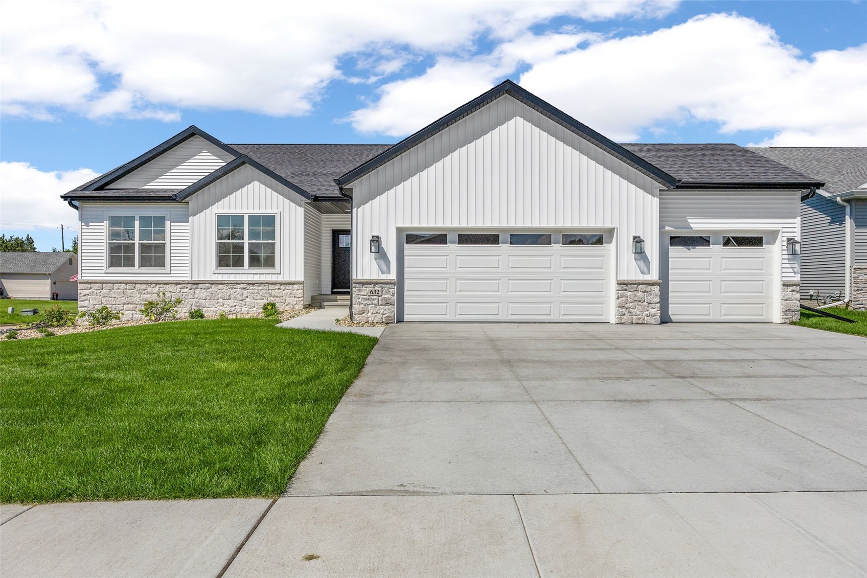 632 Grey Slate Drive SW — photo