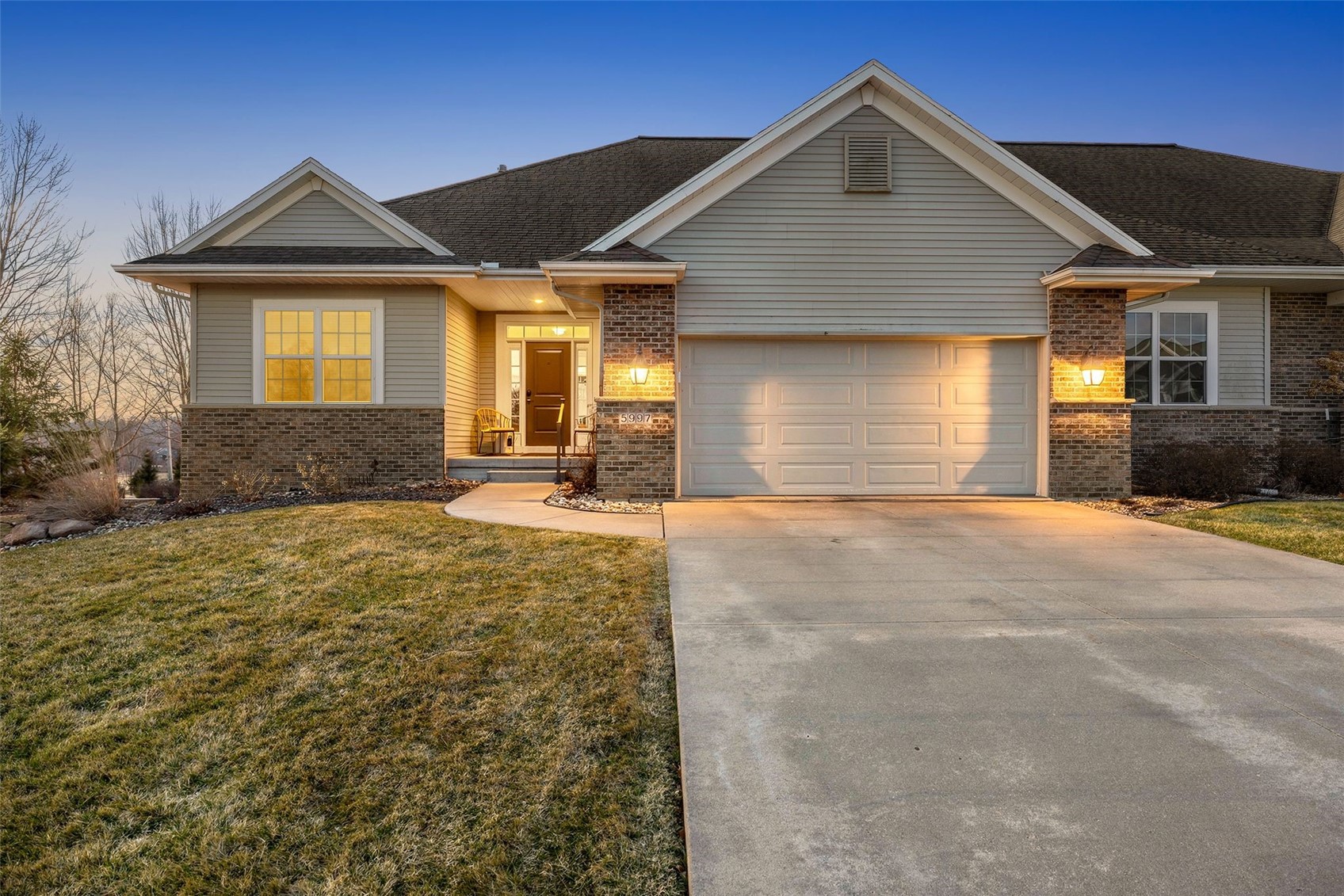 5997 Meadow Grass Circle — photo