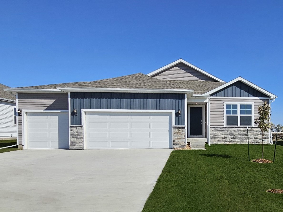 2876 Grassland Court — photo