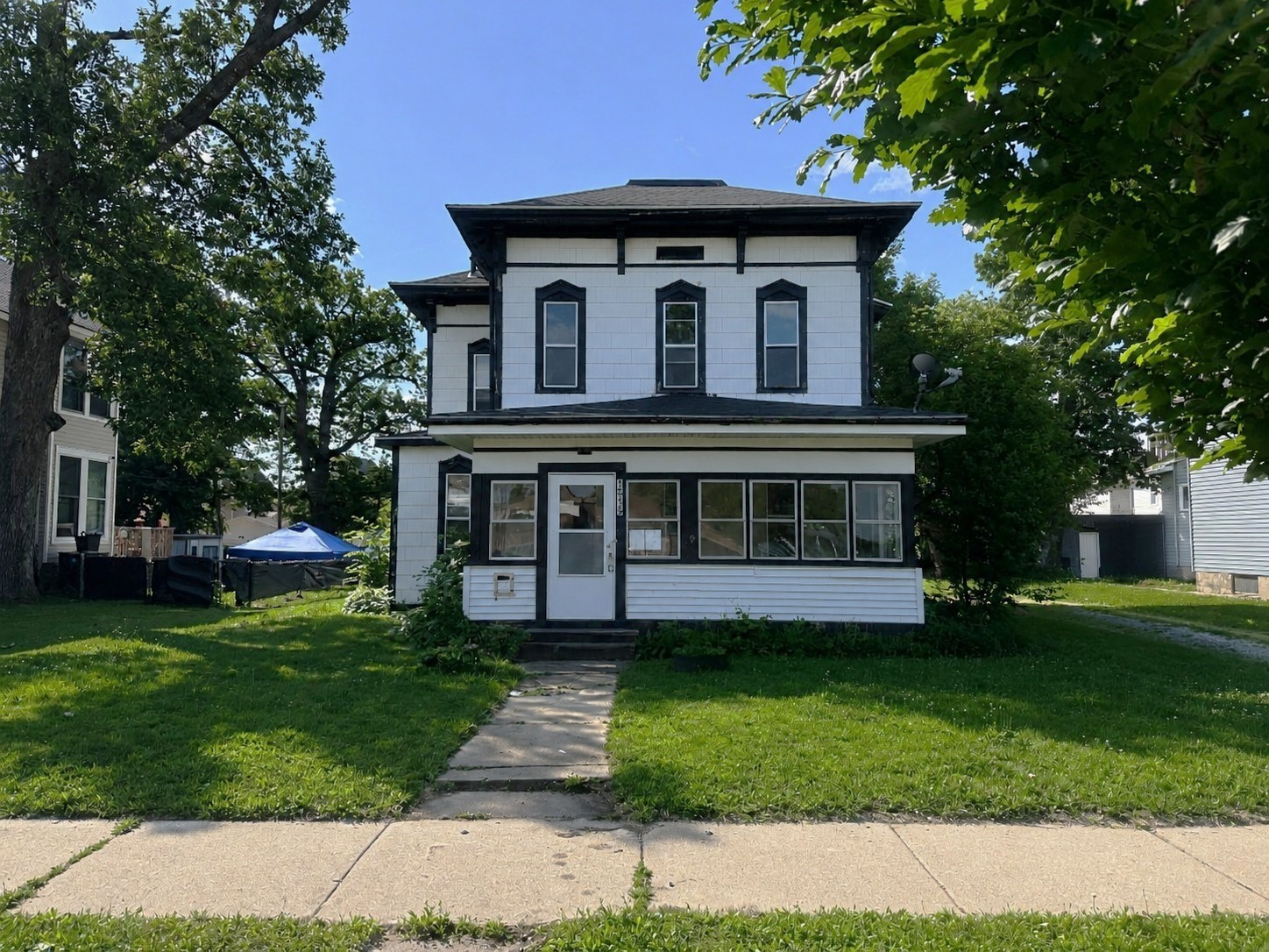 1515 B Ave NE — photo