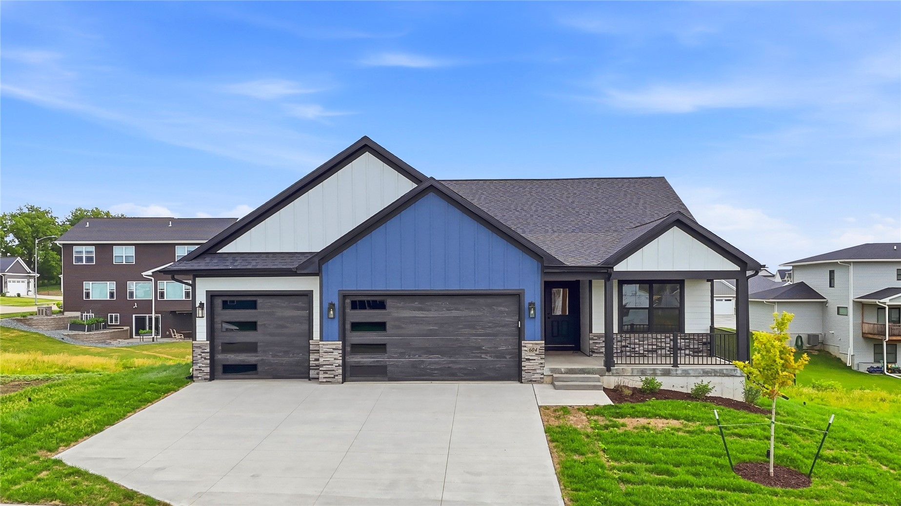 604 Rock Ridge Rd — photo