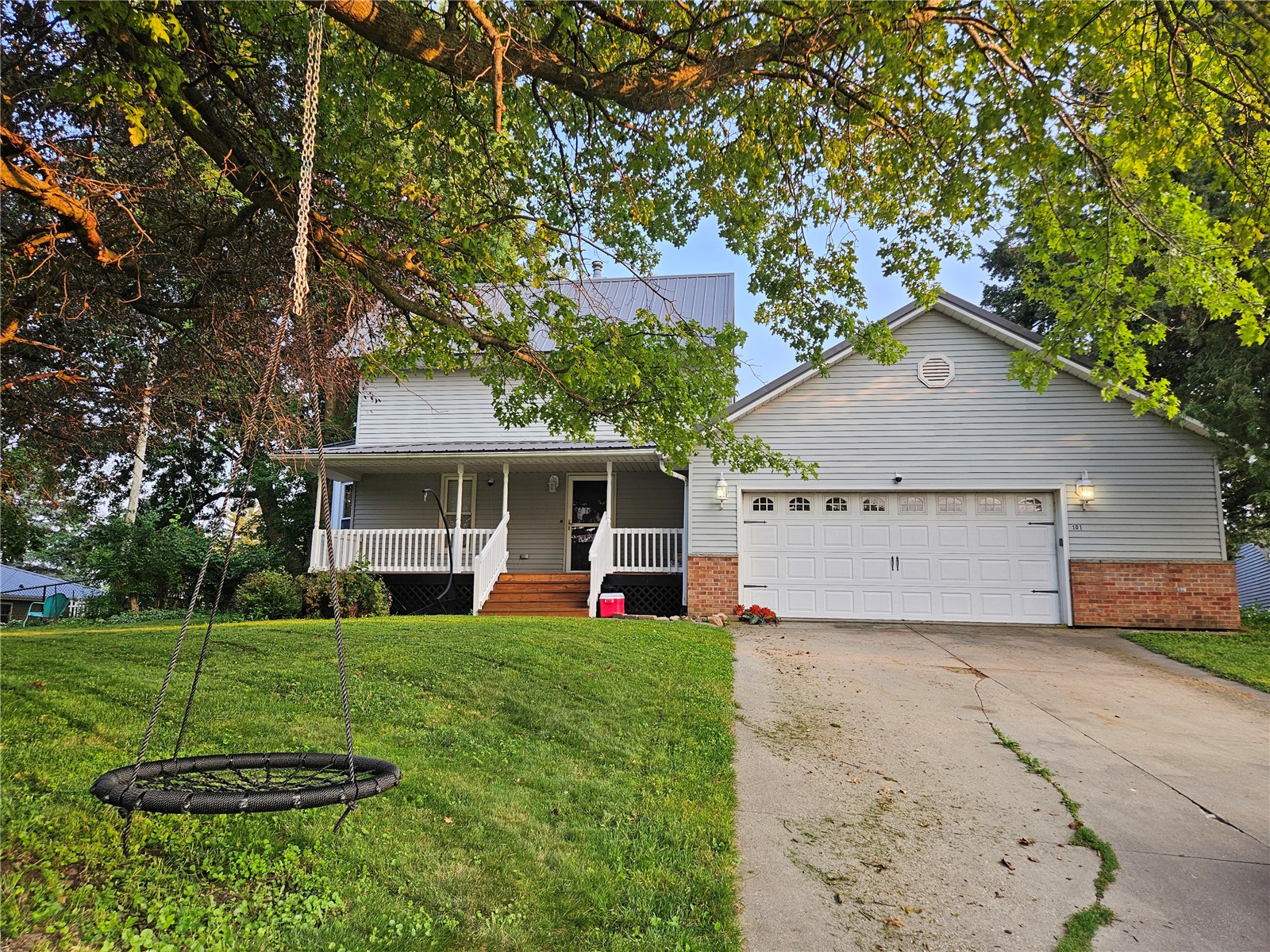 101 Sunset Drive — photo