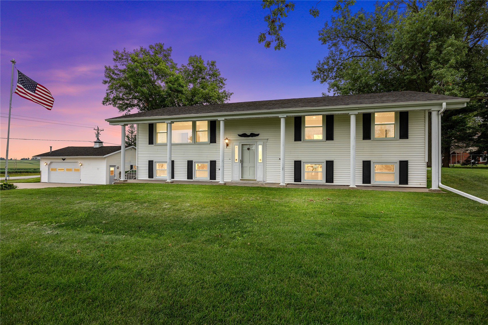 7405 Beverly Road SW — photo