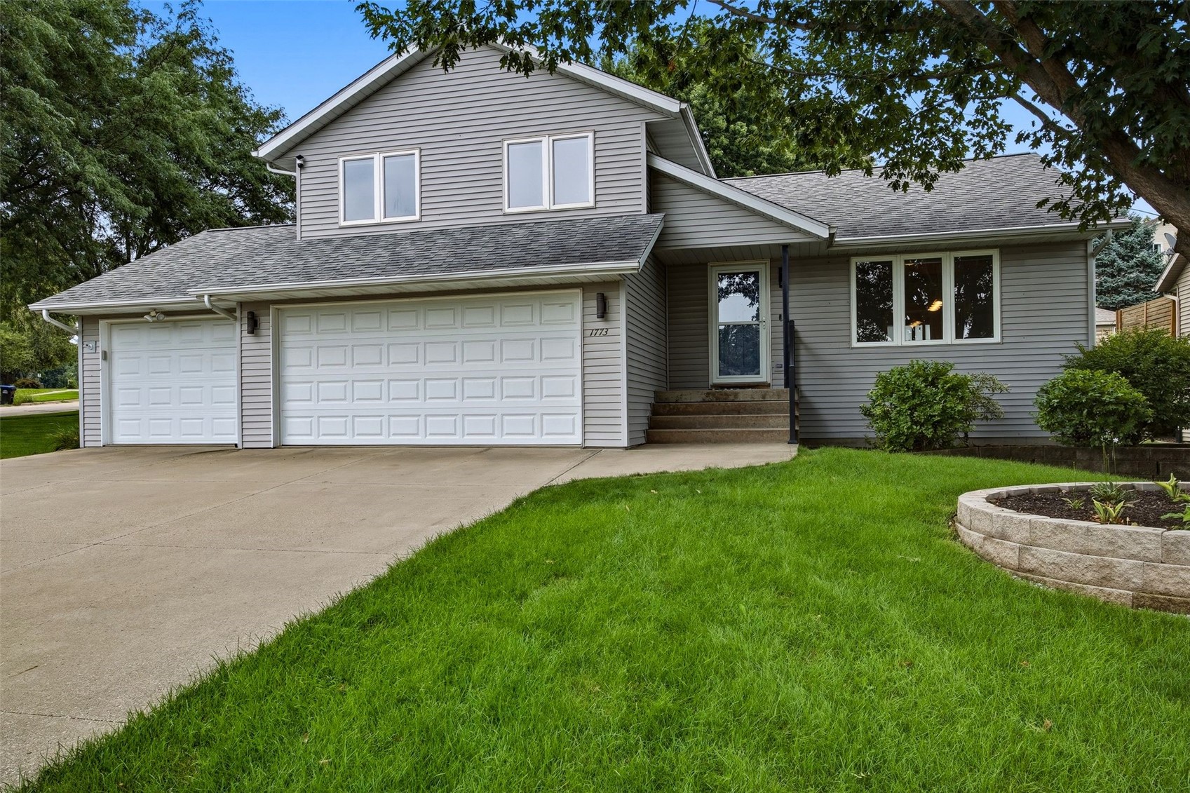 1773 Parkway Dr — photo