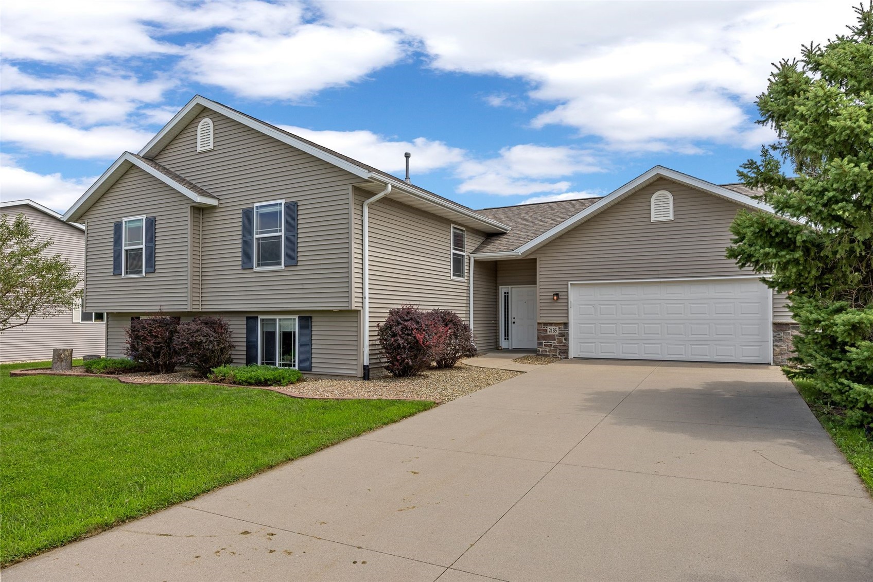2185 Prairie Hill Drive — photo