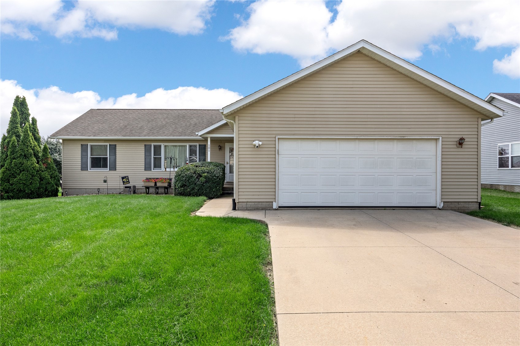 101 Bear Creek — photo
