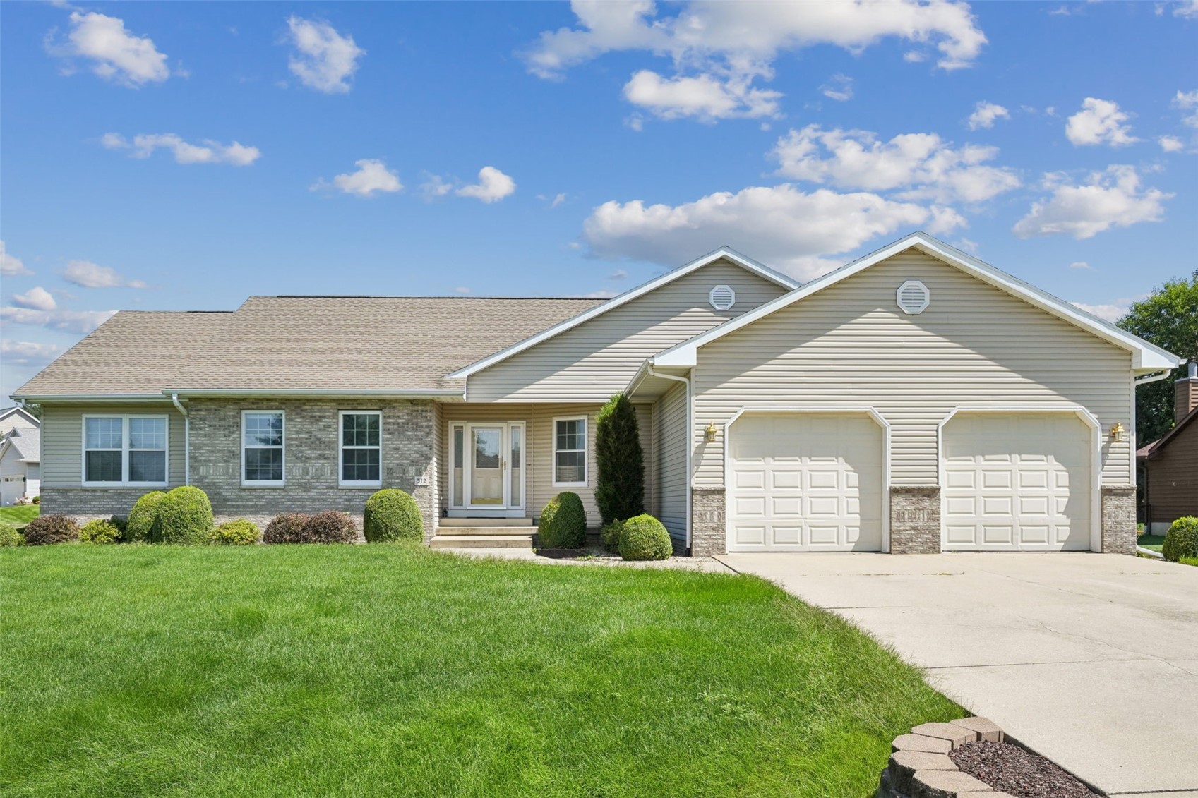 312 Brougham Court — photo