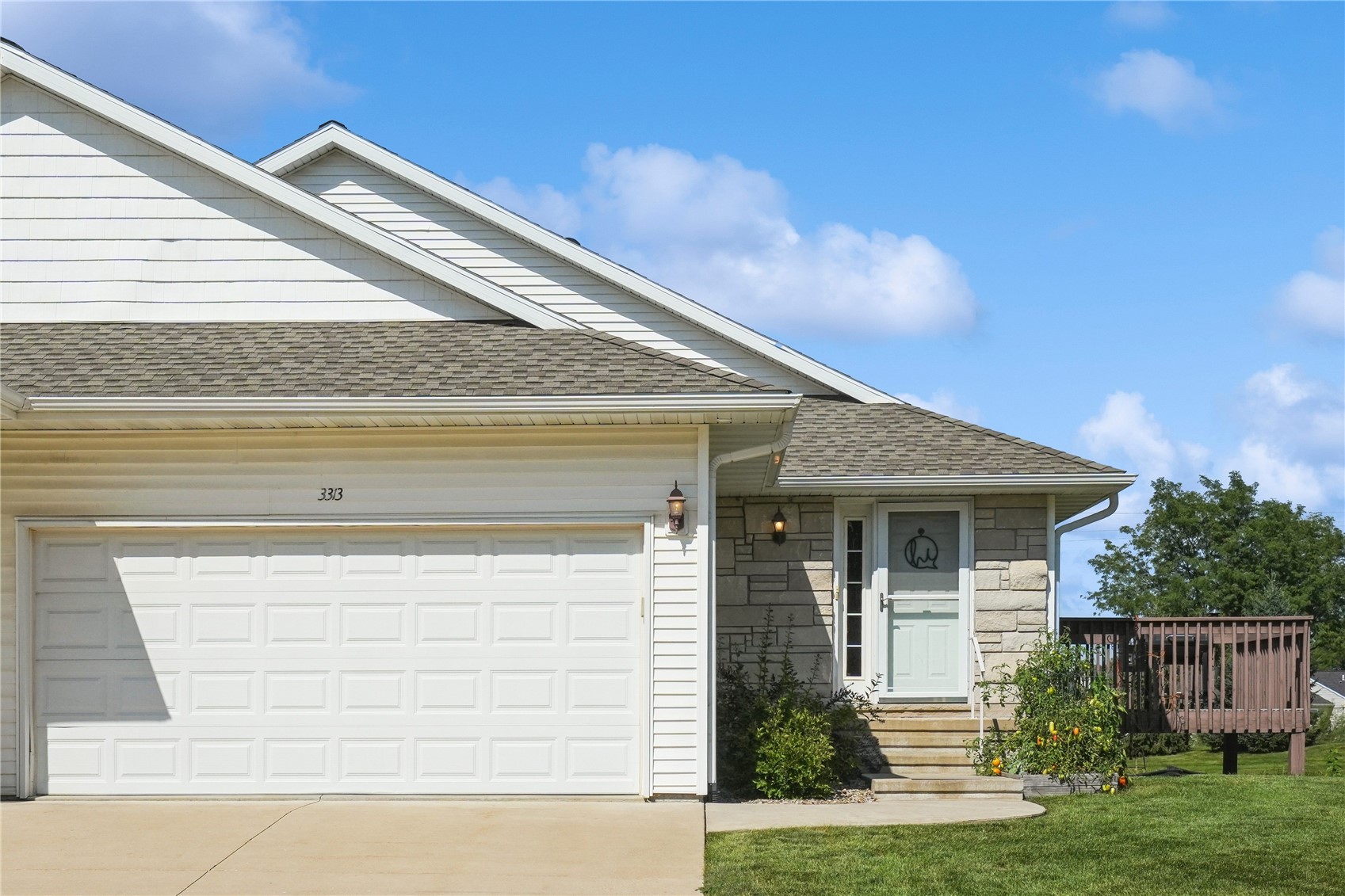 3313 Stoneview Circle SW — photo