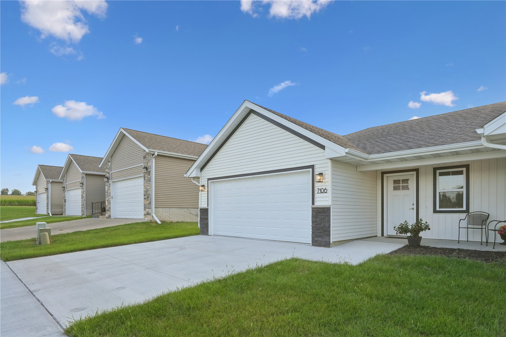 7106 Waterview Dr — photo
