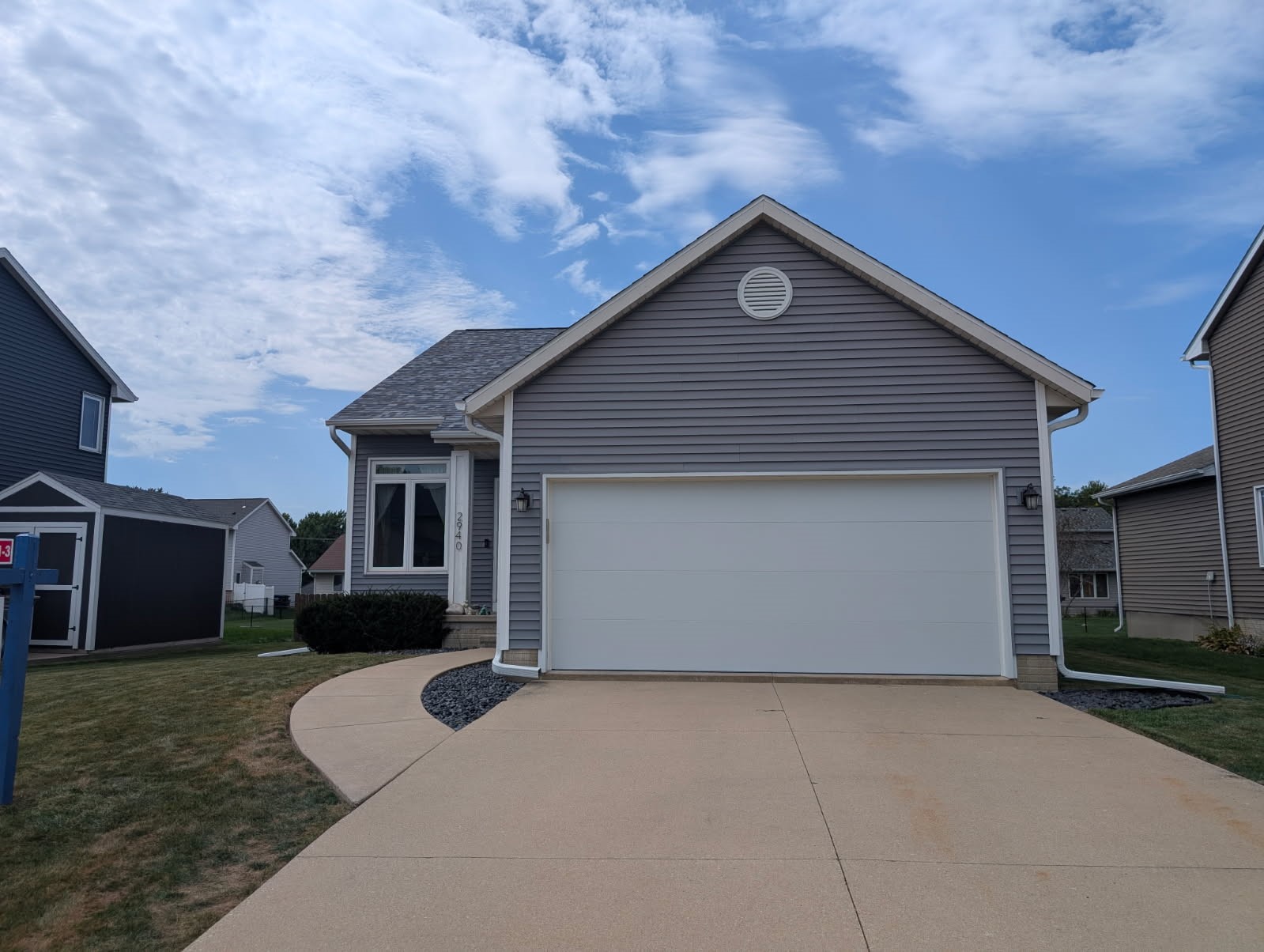 2940 Oxford Street — photo