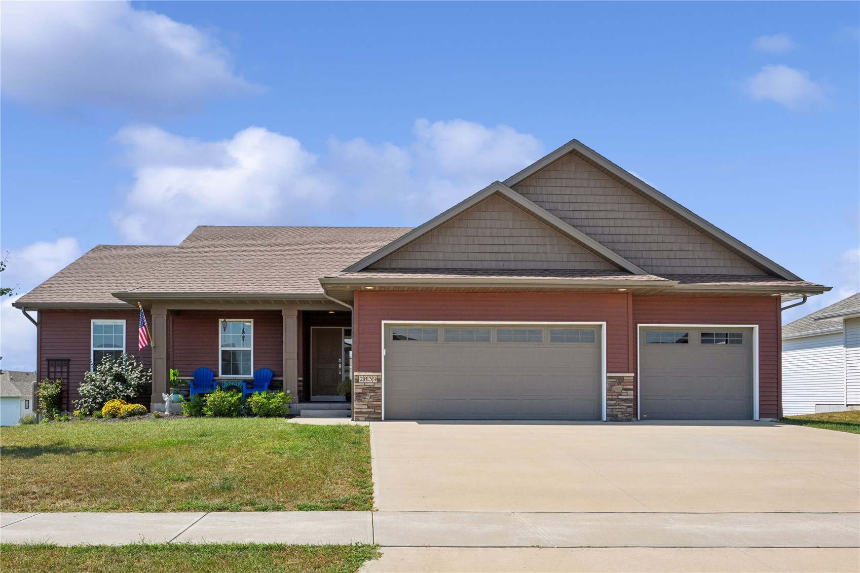 2839 Armstrong Drive — photo