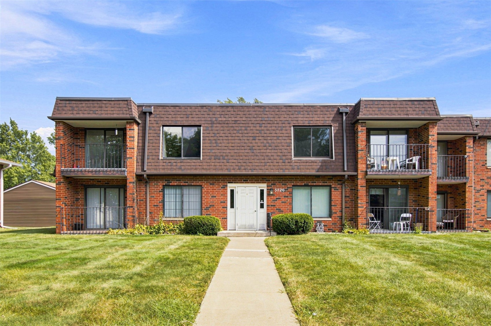 5720 Golden Court NE 55 — photo