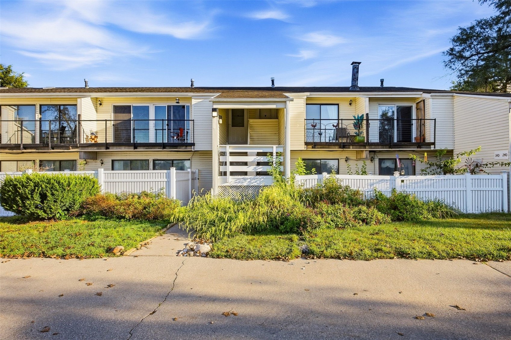 2955 Bowling Street SW 138 — photo