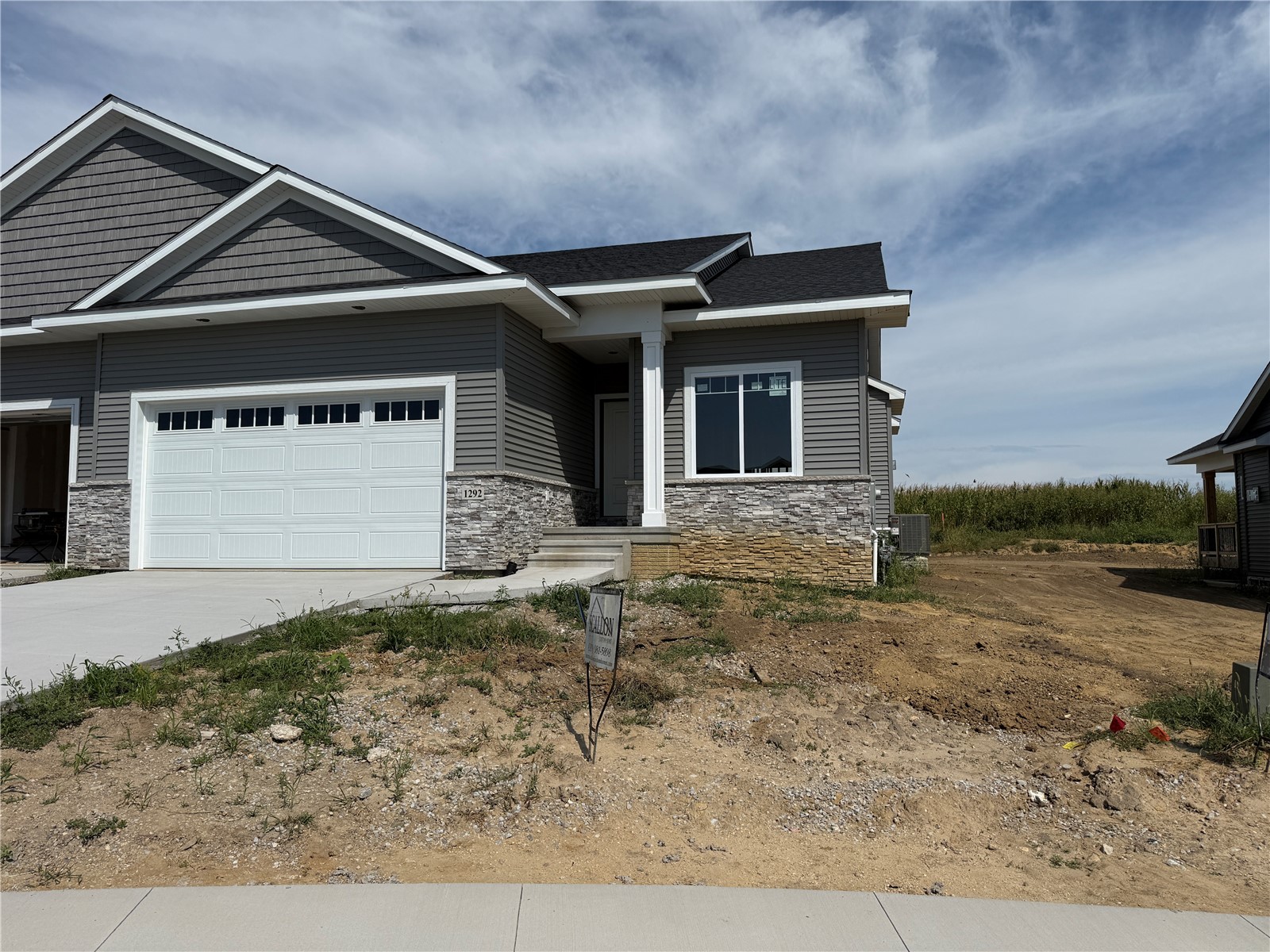 1292 Berkshire Lane — photo