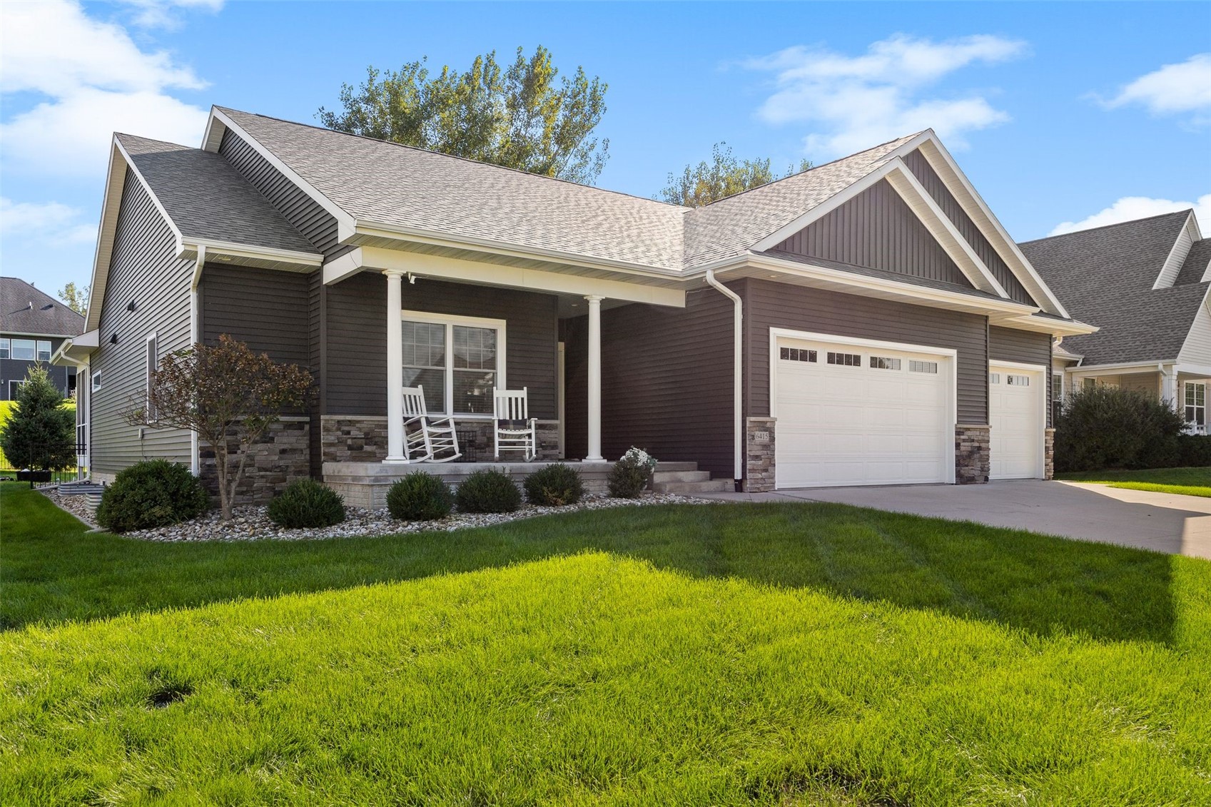 6415 Ushers Ridge Drive NE, Cedar Rapids, IA 52411 — photo 2