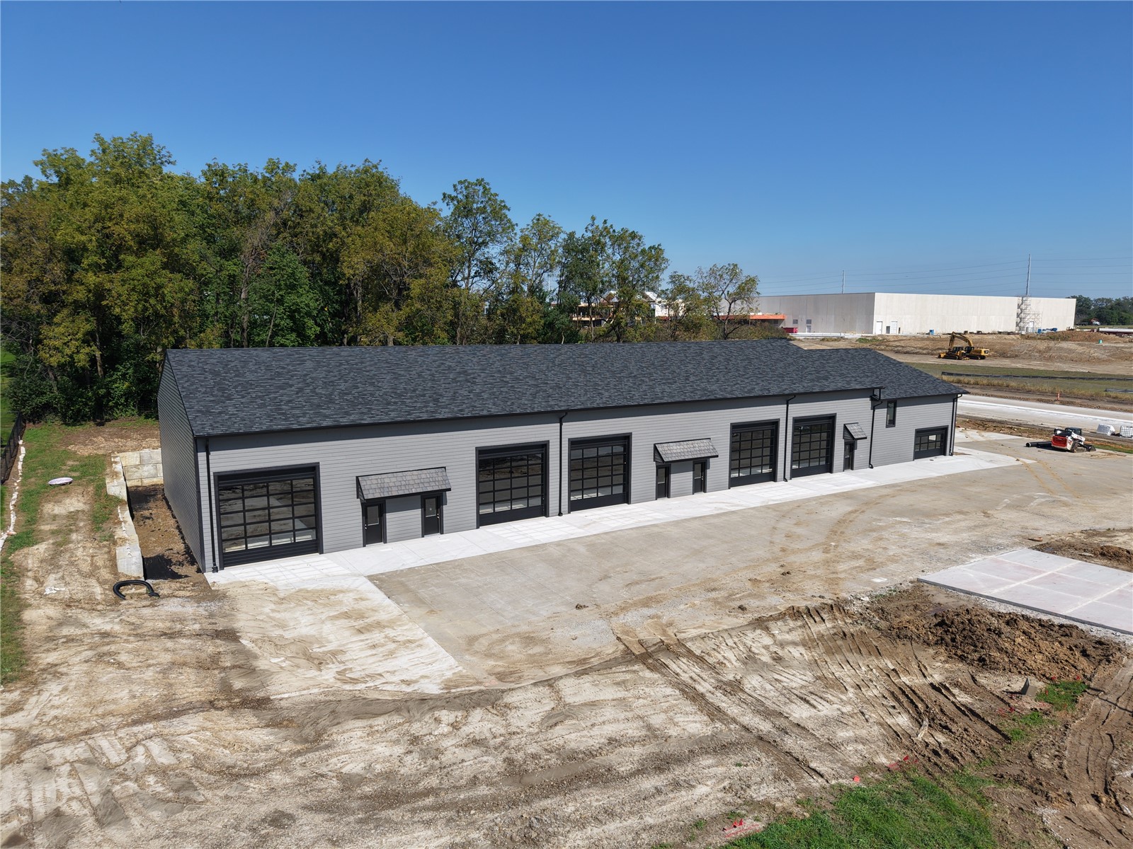 NW Corner of Mopar Dr & N Park Rd — photo