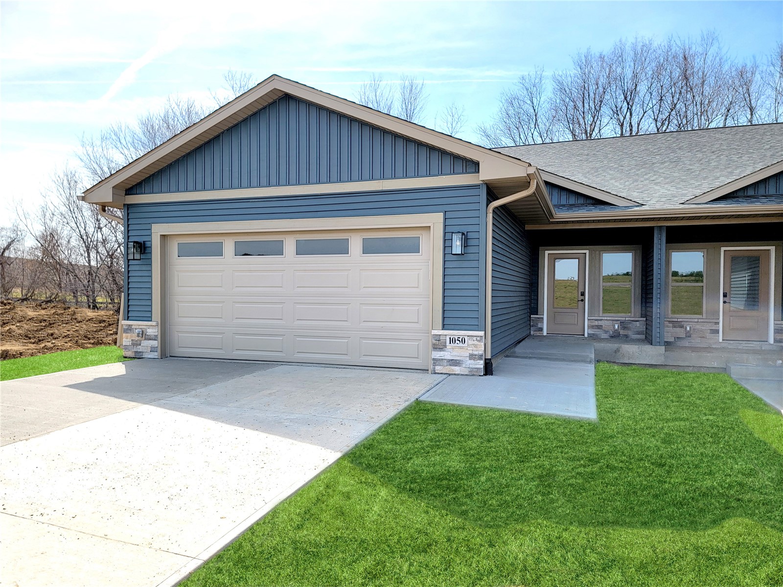 3110 Sunflower Lane — photo