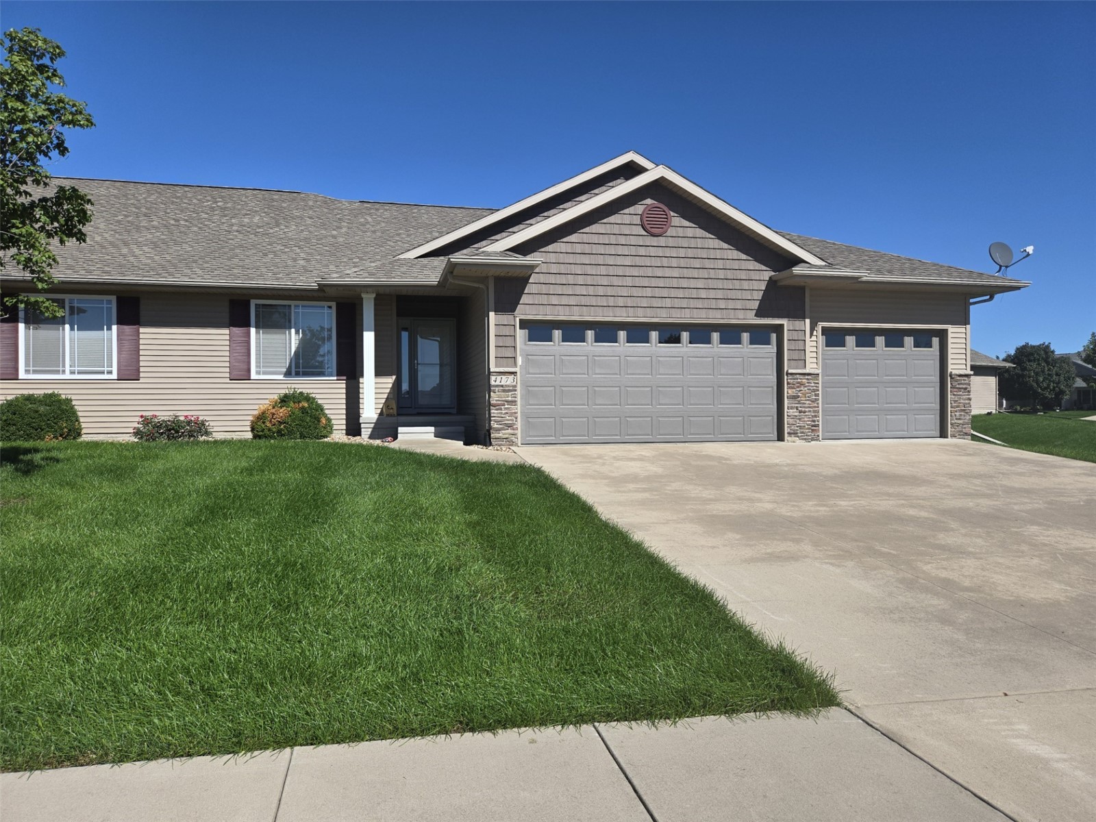 4173 Garnet Circle — photo