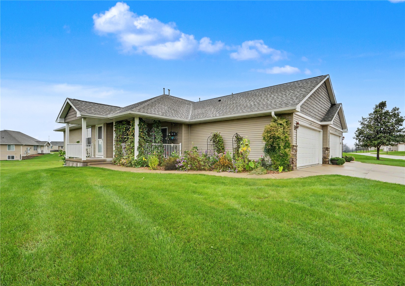 6331 Muirfield Dr — photo
