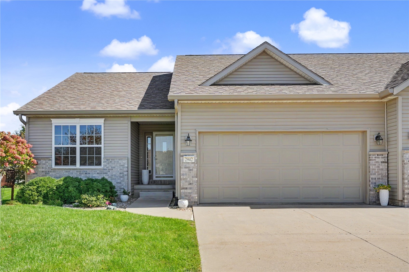 2942 Stone Creek Court — photo