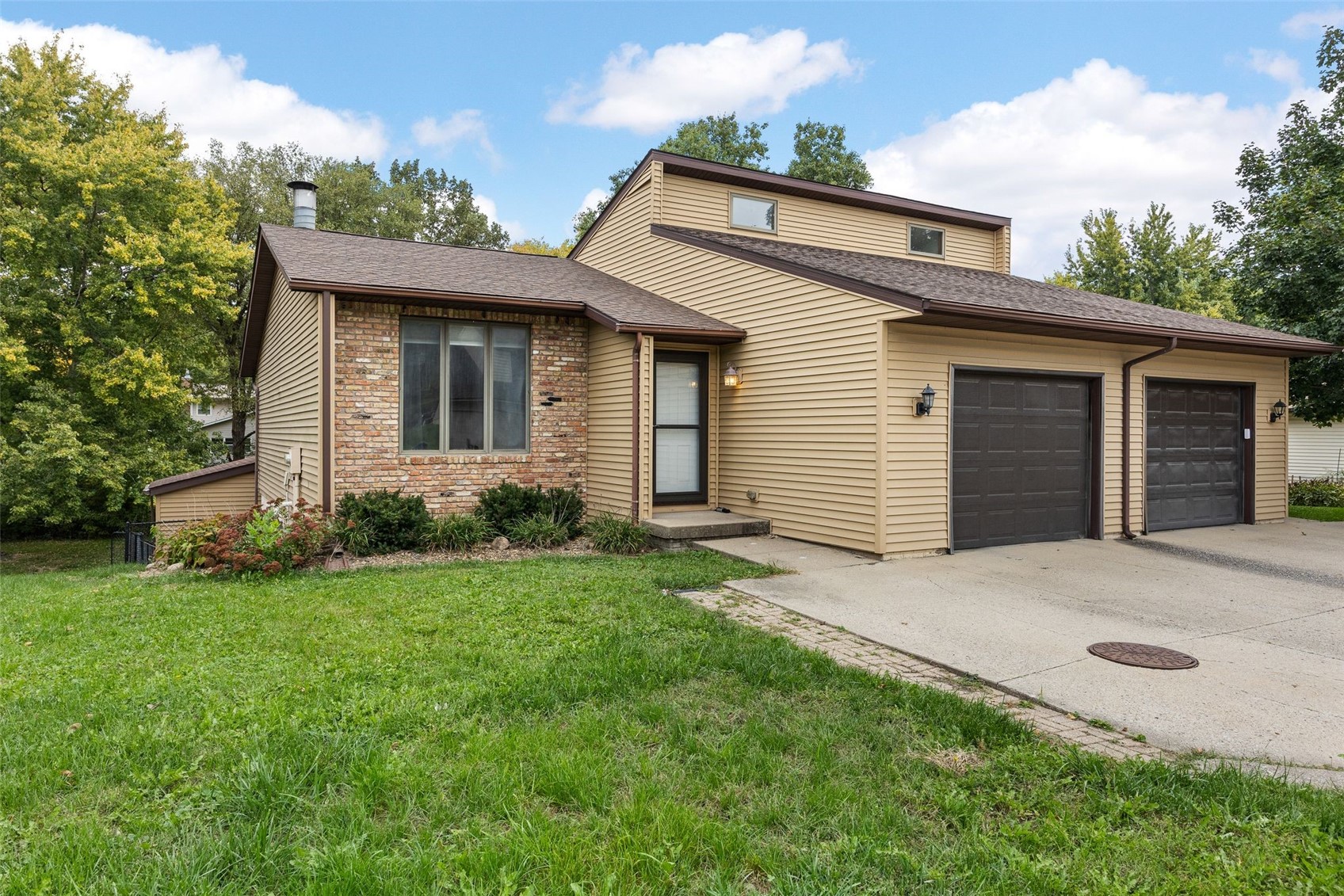 2264 Plaen View Drive — photo