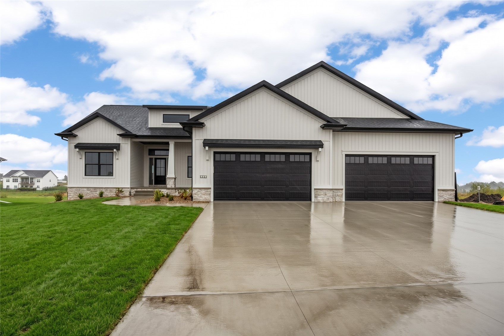 5327 Silver Ridge Rd — photo