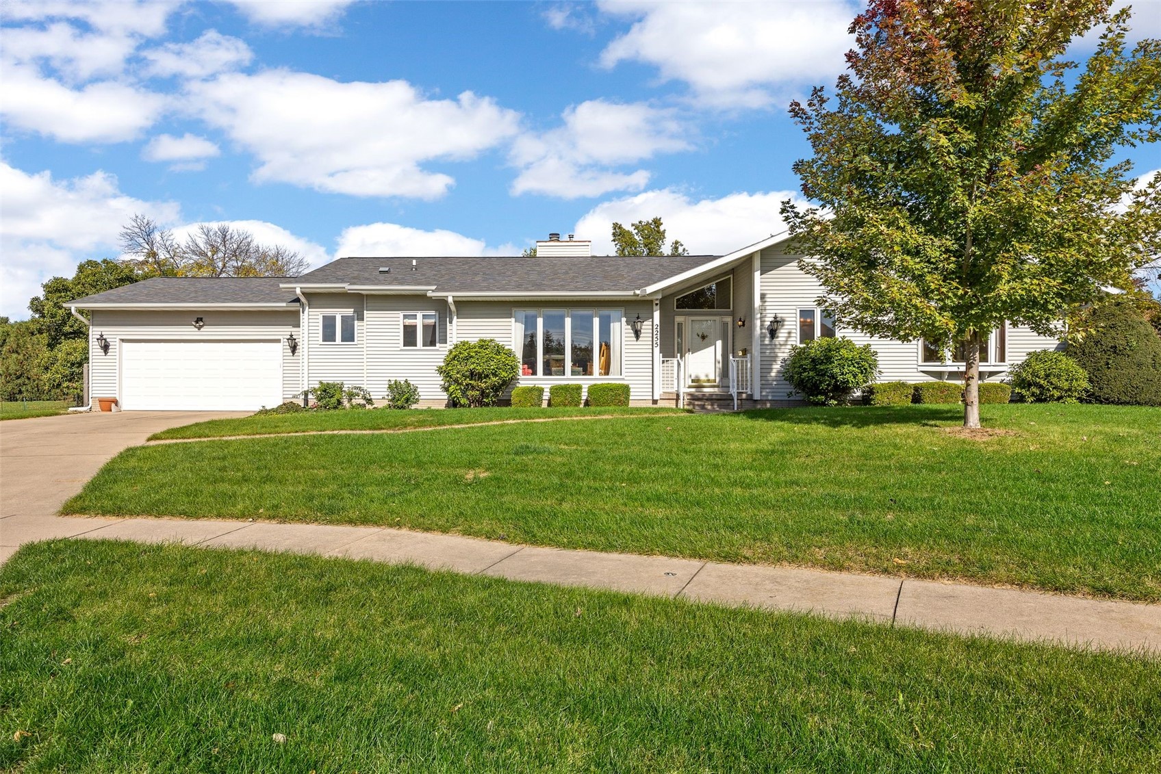 2255 Windsor Court — photo