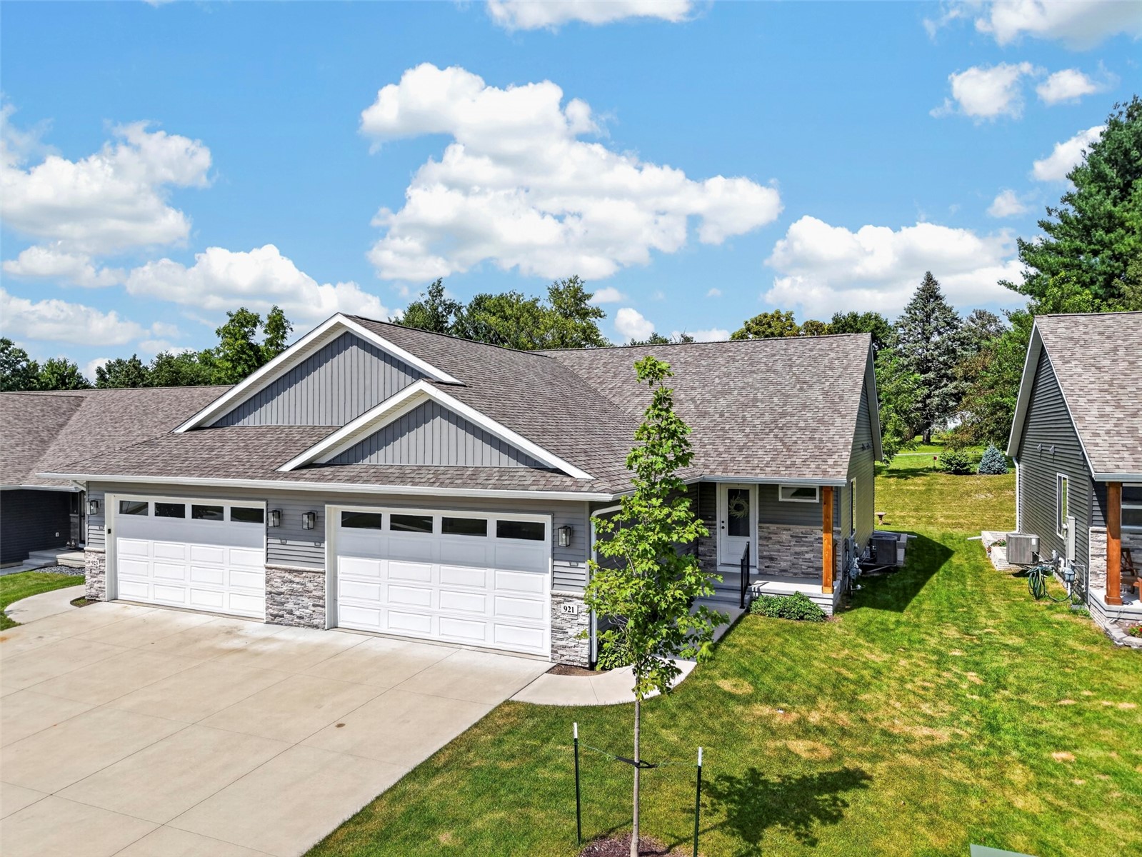 921 Prairie View Drive — photo