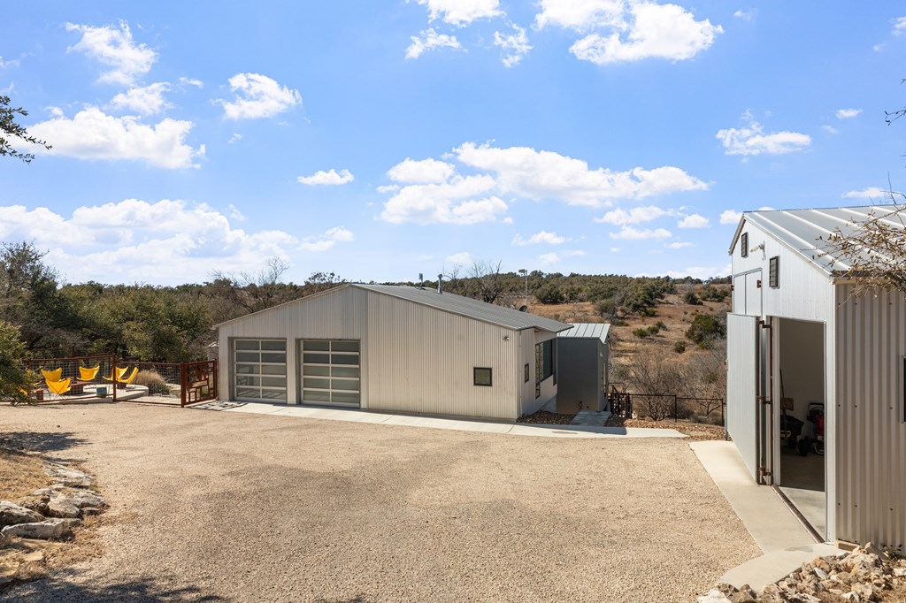 477 Sage Ridge Road, Fredericksburg, TX 78624 — photo 3