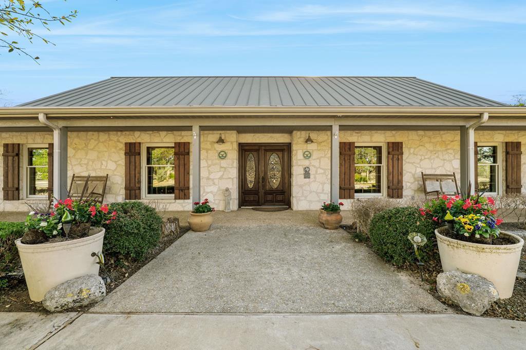 521 Bluff Creek Rd — photo