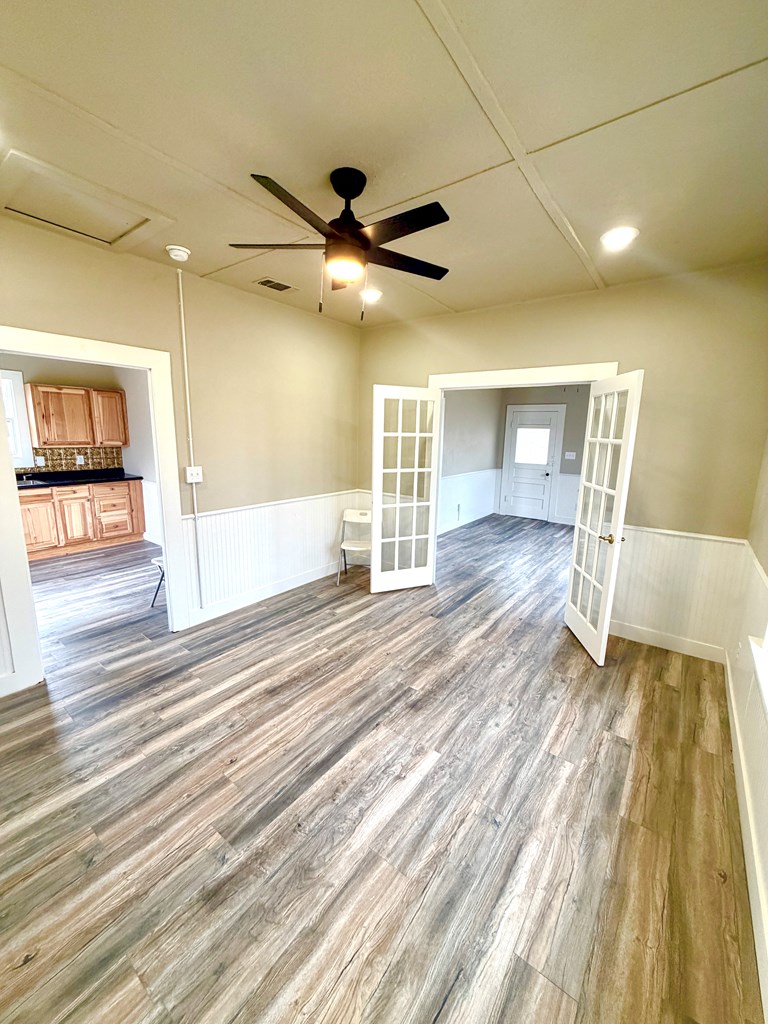 424 E Pontotoc, Mason, TX 76856 — photo 2