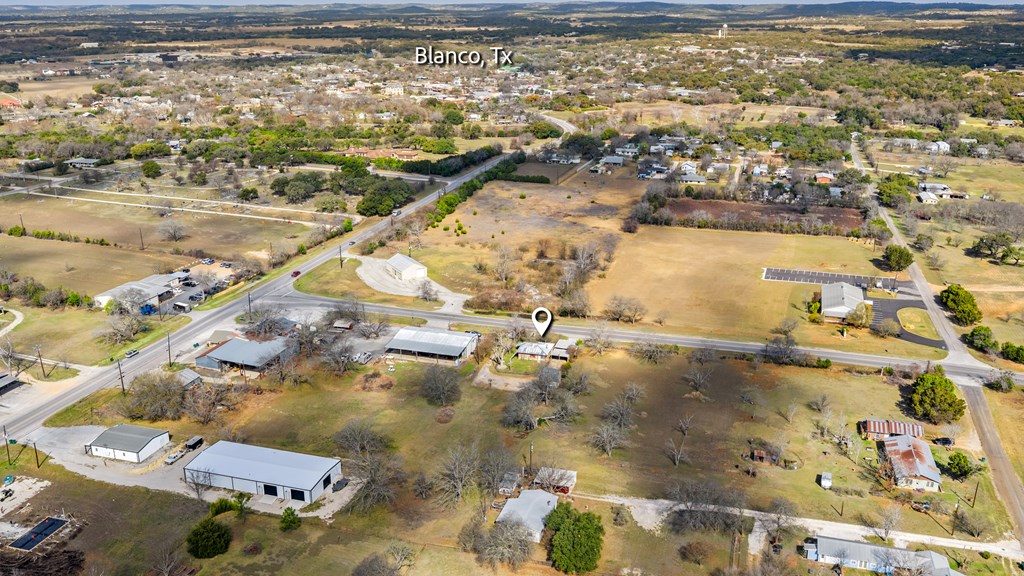 625 Ranch Rd 165, Blanco, TX 78606 — photo 2