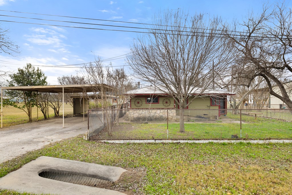 625 Ranch Rd 165, Blanco, TX 78606 — photo 3
