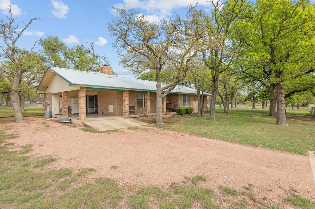 4402 Cherry Mountain Loop, Fredericksburg, TX 78624 — photo 2